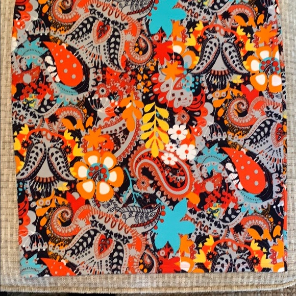 LuLaRoe pencil skirt - Picture 3 of 5